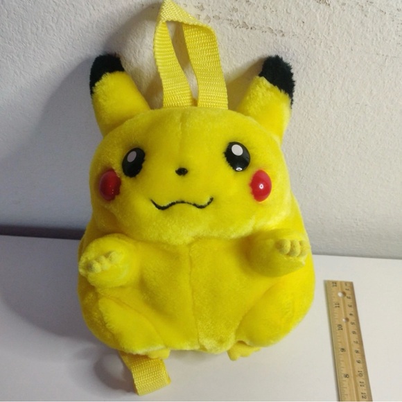 Vintage POKÉMON Official Nintendo FAT PIKACHU Plush BACKPACK 90s - Picture 1 of 5